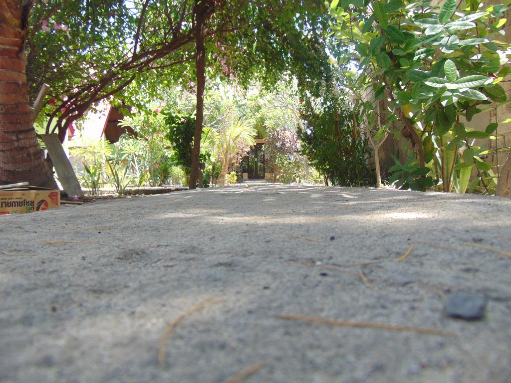 Brother Bungalow Τζίλι Τραγουανγκάν Εξωτερικό φωτογραφία